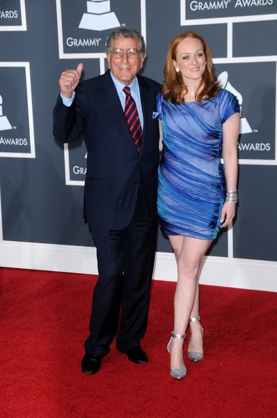 Tony Bennett y su hija — Foto de Stock