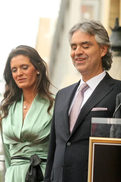 Weronika berti i andrea bocelli — Zdjęcie stockowe