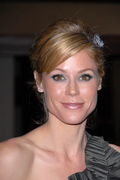 Julie Bowen au 62nd Annual DGA Awards - Arrivées, Hyatt Regency Century Plaza Hotel, Century City, CA. 01-30-10 — Photo