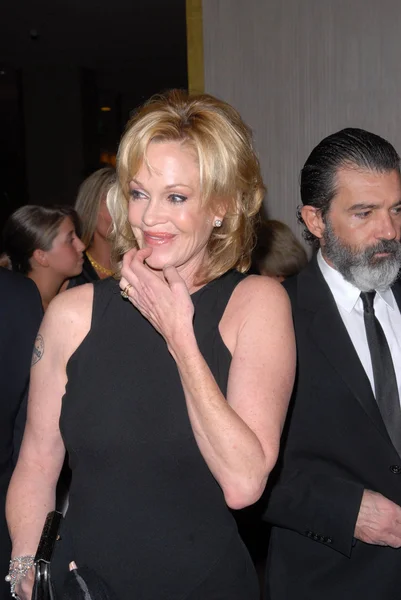 Melanie Griffith y Antonio Banderas en los 24th Genesis Awards, Beverly Hilton Hotel, Beverly Hills, CA. 03-20-10 — Foto de Stock