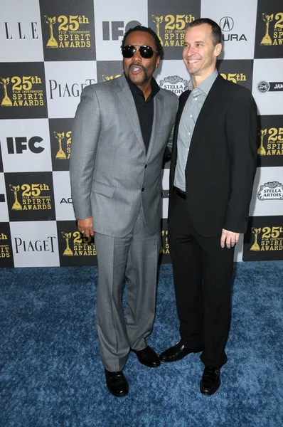 Lee Daniels e invitado en los 25th Film Independent Spirit Awards, Nokia Theatre L.A. Live, Los Angeles, CA. 03-06-10 — Foto de Stock