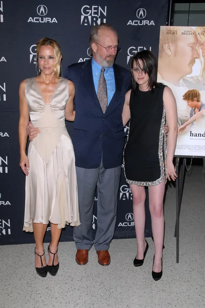 Maria Bello, William Hurt et Kristen Stewart au "Yellow Handkerchief" Los Angeles Premiere, Pacific Design Center, West Hollywood, CA. 02-18-10 — Photo
