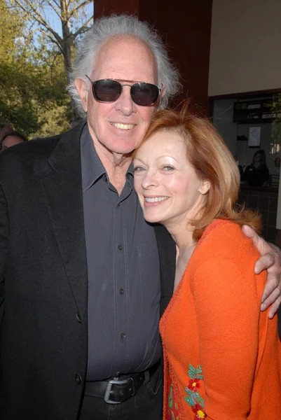 Bruce Dern and Frances Fisher at the Methodfast Lifetime Achievement Award , Regency Theaters, Agoura Hills, CA. 03-28-10 — Stock Photo, Image