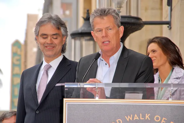 Andrea bocelli, david foster, Verónica berti — Foto de Stock