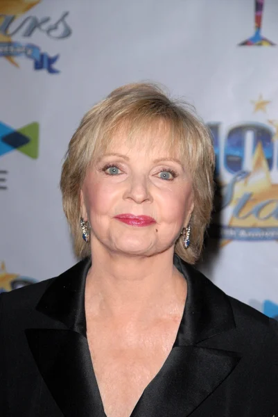 Florence Henderson at the 2010 Night of 100 Stars Oscar Viewing Party, Beverly Hills Hotel, Beverly Hills, CA. 03-07-10 — Stock Photo, Image