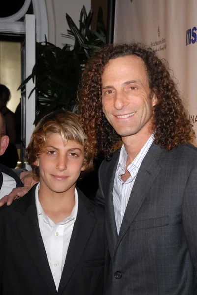 Kenny g och son på thewrap's exklusiva oscar part culina, fyra säsonger Hotell, beverly hills, ca. 03-01-10 — Stockfoto