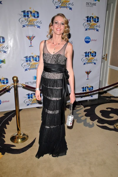 Alexandra Leighton at the 2010 Night of 100 Stars Oscar Viewing Party, Beverly Hills Hotel, Beverly Hills, CA. 03-07-10 — Stock Photo, Image