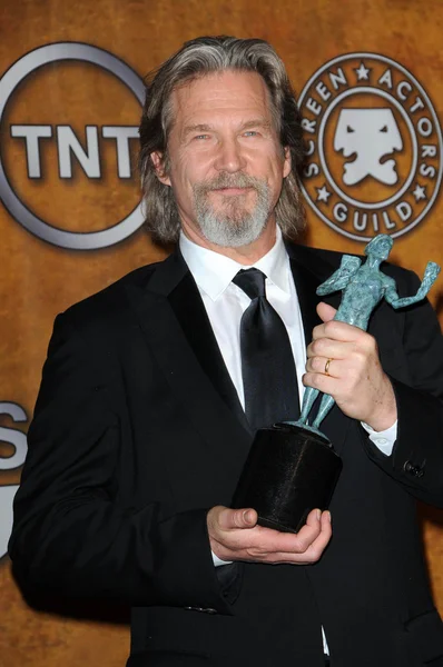Jeff Bridges no 16th Annual Screen Actors Guild Awards Press Room, Shrine Auditorium, Los Angeles, CA. 01-23-10 — Fotografia de Stock
