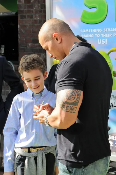 Dwayne Johnson at the "Planet 51" Los Angeles Premiere, Mann Village Theater, Westwood, CA. 11-14-09 — Stock Photo, Image