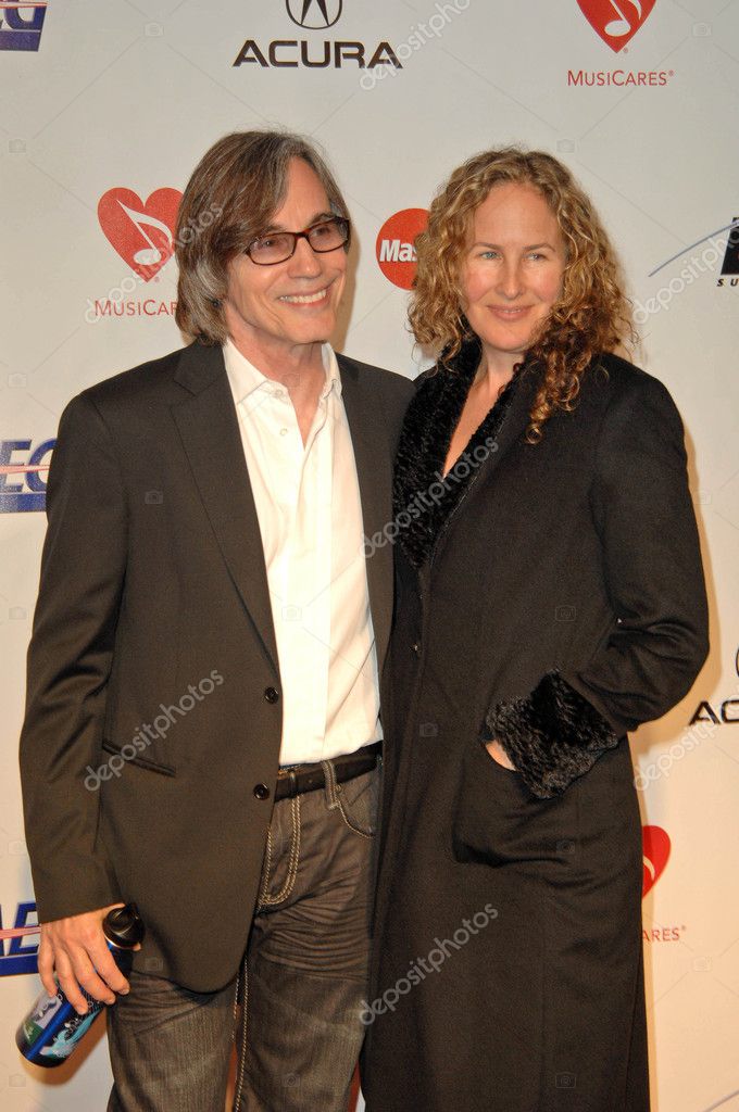Jackson Browne and Dianna Cohen Stock Editorial Photo © s_bukley 15027567