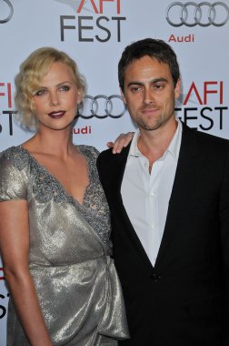 Charlize theron ve stuart townsend