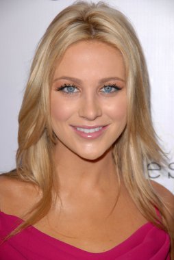 Stephanie Pratt