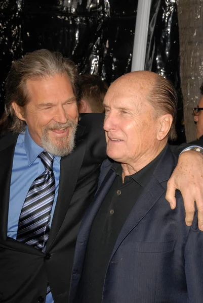 Jeff Bridges és Robert Duvall a "Crazy Heart" Los Angeles Premiere, Acadamy a Motion Picture Művészetek és tudományok, Beverly Hills, CA. 12-08-09 — Stock Fotó