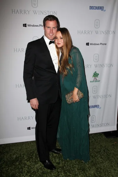 James bailey, devon aoki bei der ersten jährlichen baby2baby gala moderiert von harry winston, buchbinderei, culver city, ca 11-03-12 — Stockfoto