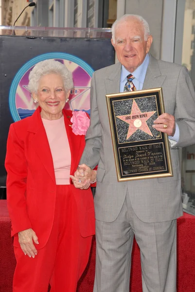 Mickie Wapner and Joseph A. Wapner — Stock Photo, Image