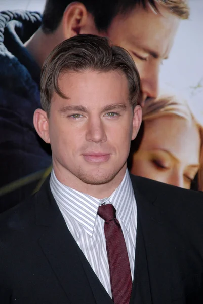 Channing Tatum at the "Dear John" World Premiere, Chinese Theater, Hollywood, CA. 02-01-10 — Stock Photo, Image