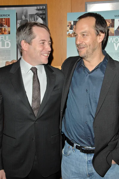 Matthew broderick und josh goldin bei der premiere von 'wonderful world', director guild of america, west hollywood, ca. 01-07-10 — Stockfoto