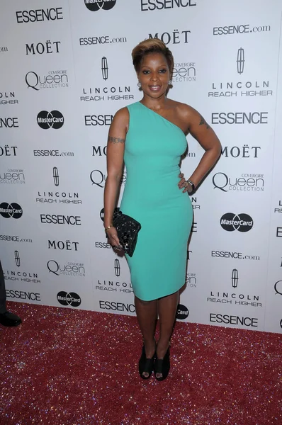 Mary J. Blige at the 3rd Annual Essence Black Women in Hollywood Luncheon, Beverly Hills Hotel, Beverly Hills, CA. 03-04-10 — Stockfoto