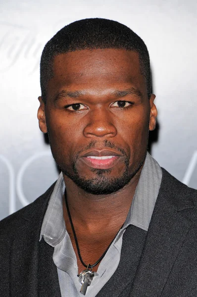 50 cent wprowadza na rynek nowe męskie Perfumy moc przez 50 w macys, lakewood, 11-11-09. — Zdjęcie stockowe