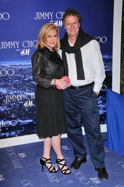 Kathy Hilton e Rick Hilton no Jimmy Choo For H & M Collection, Localização Privada, Los Angeles, CA. 11-02-09 — Fotografia de Stock