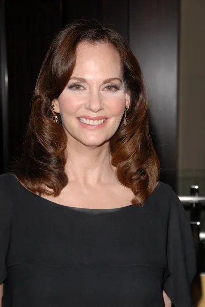 Lesley Ann Warren at the Associates for Breast and Prostate Cancer 20th Anniversary Gala, Beverly Hilton Hotel, Beverly Hills, CA. 11-21-09 — 스톡 사진