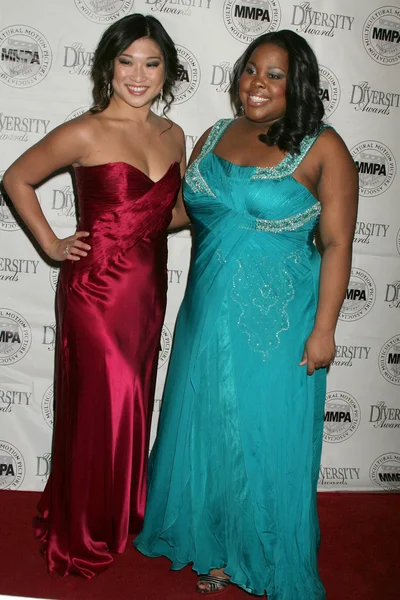 Jenna Ushkowitz and Amber Riley at the Multicultural Motion Picture Association's 17th Annual Diversity Awards, Beverly Hills Hotel, Beverly Hills, CA. 11-22-09 — Stock fotografie