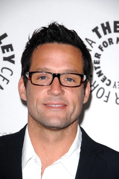 Josh Hopkins de Paleyfest 2010, onurlandıran "Cougar Town" parçası olarak yirmi - yedinci yıllık Paleyfest, Saban tiyatro, Los Angeles Ca. 03-05-10 — Stok fotoğraf