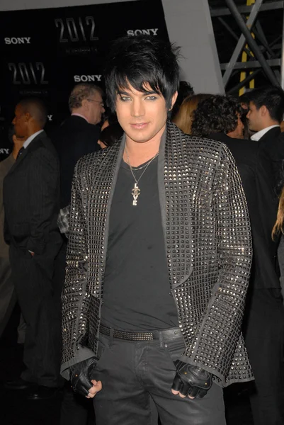 Adam Lambert en el estreno de 2012, Regent Cinemas L.A. Live, Los Angeles, CA. 11-3-09 — Foto de Stock