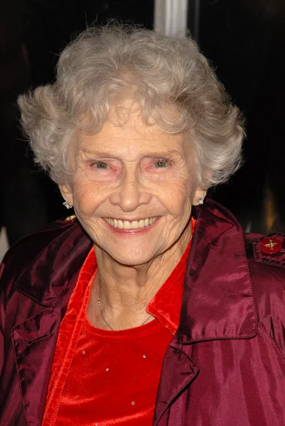 Jeanette Miller no "Legion" World Premiere, Cinerama Dome, Hollywood, CA. 01-21-10 — Fotografia de Stock