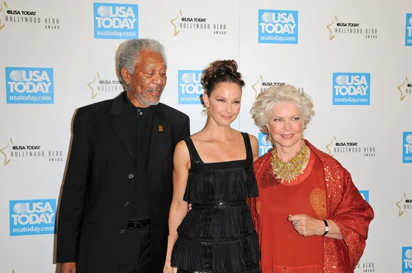 Morgan Freeman and Ashley Judd and Ellen Burstyn — Stock Photo, Image