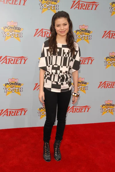 Miranda Cosgrove at Variety's 3rd Annual "Power of Youth," Paramount Studios, Hollywood, CA. 12-05-09 — Stock Photo, Image