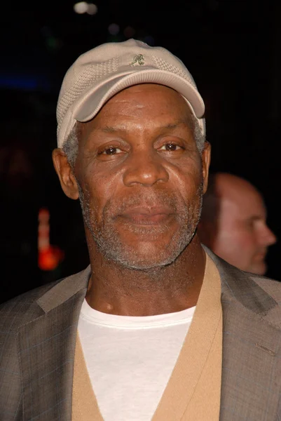 Danny Glover at the premiere of '2012," Regent Cinemas L.A. Live, Los Angeles, CA. 11-3-09 — Stock Photo, Image