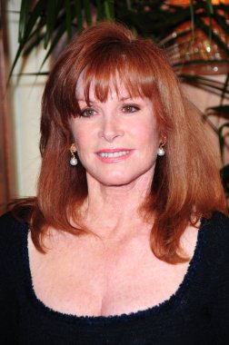 Stefanie Powers