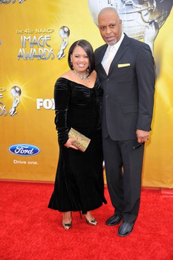 Chandra wilson ve james pickens jr., 41 naacp Image Ödülleri - gelenler, tapınak oditoryum, los angeles, ca. 02-26-10