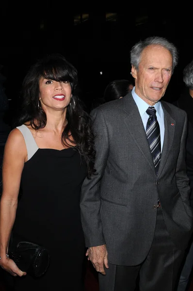 Clint Eastwood y Dina Eastwood — Foto de Stock