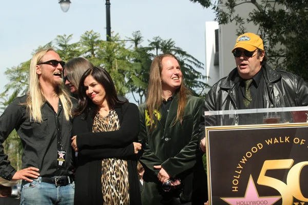 Dan Aykroyd with Barbara Orbison, Wesley Orbison, Alex Orbison, Roy Orbison Jr. at the induction ceremony for Roy Orbison into the Hollywood Walk of Fame, Hollywood, CA. 01-29-10 — Stock Photo, Image