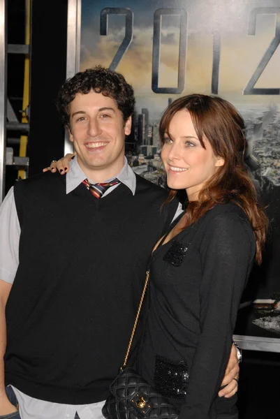 Jason Biggs e Jenny Mollen — Fotografia de Stock