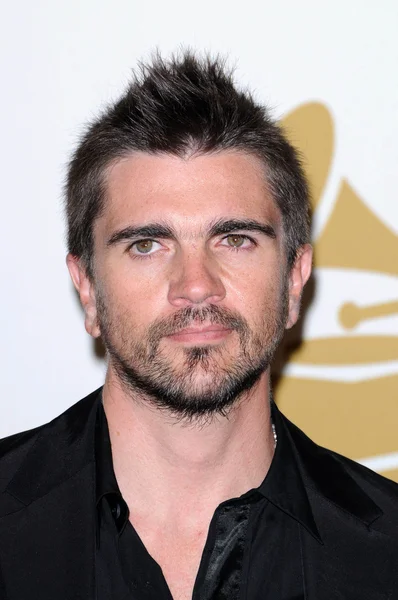 Juanes vid den 52: a årliga grammy awards, Pressrum, staples center, los angeles, ca. 01-31-10 — Stockfoto