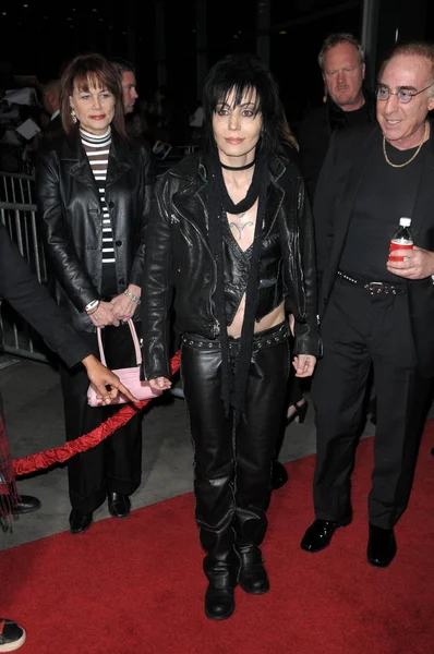 Joan Jett no "The Runaways" Los Angeles Premiere, Cinerama Dome, Hollywood, CA. 03-11-10 — Fotografia de Stock