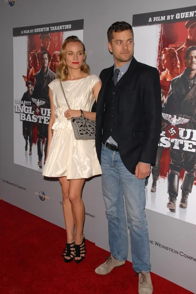 Diane Kruger e Joshua Jackson — Fotografia de Stock