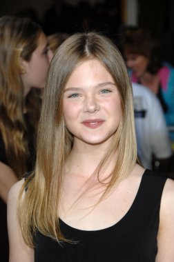Elle Fanning