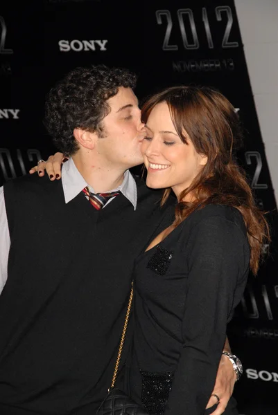 Jason Biggs and Jenny Mollen — Stock Photo, Image