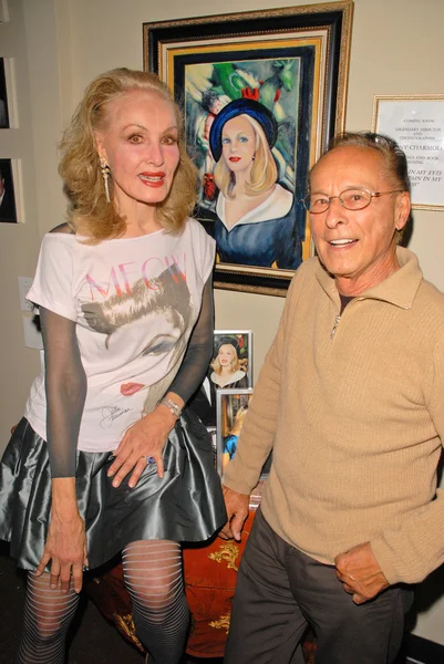 Julie Newmar y Tony Charmoli —  Fotos de Stock