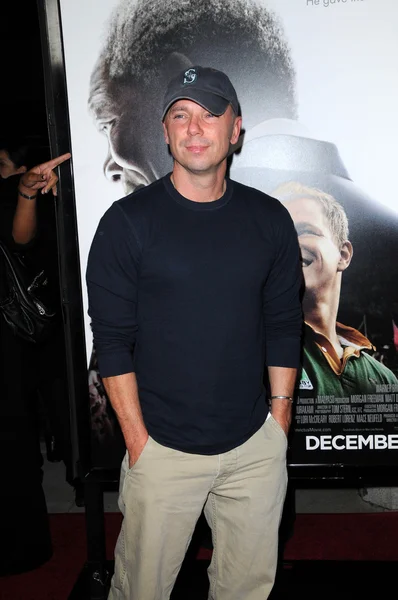 Kenny Chesney di Invictus Los Angeles Premiere, Academy of Motion Picture Arts and Sciences, Beverly Hills, CA. 12-03-09 — Stok Foto