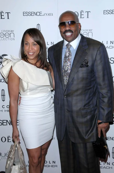 Steve Harvey with friend — Stock Photo, Image