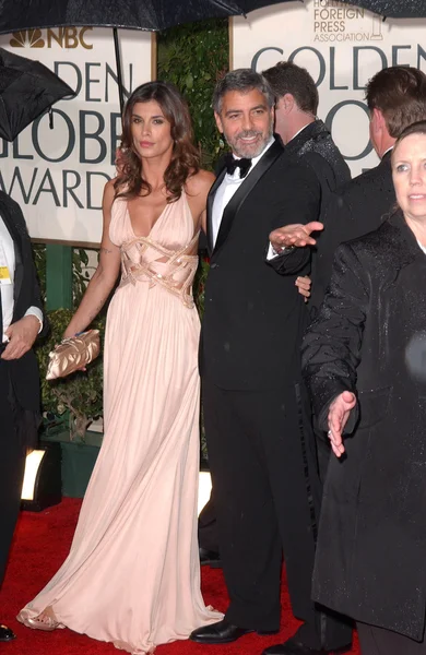 Elisabetta canalis und george clooney bei den 67. Golden Globes, beverly hilton hotel, beverly hills, ca. 17.01. — Stockfoto