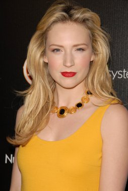 Beth Riesgraf