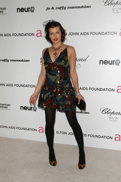 Milla jovovich bei der 18. jährlichen elton john aids foundation oscar viewing party, pacific design center, west hollywood, ca. 03-07-10 — Stockfoto