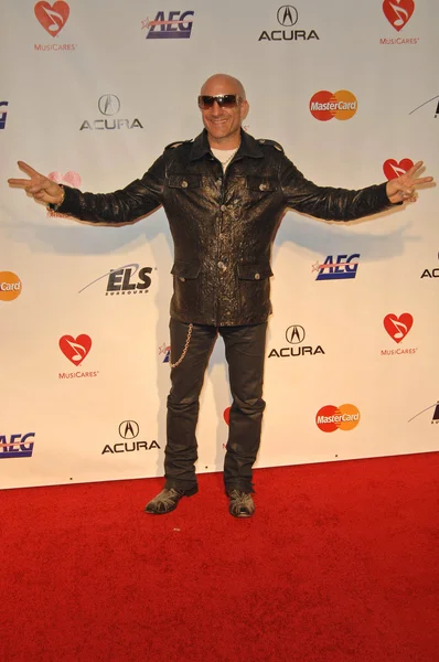 Kenny Aronoff no 2010 MusiCares Pessoa do Ano Homenagem a Neil Young, Los Angeles Convention Center, Los Angeles, CA. 01-29-10 — Fotografia de Stock