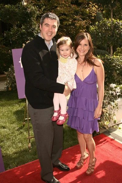 Kellie Martin with husband Keith Christian and daughter Maggie at the March of Dimes Celebration of Babies, Four Seasons Hotel, Los Angeles, CA. 11-07-09 — Stock Photo, Image